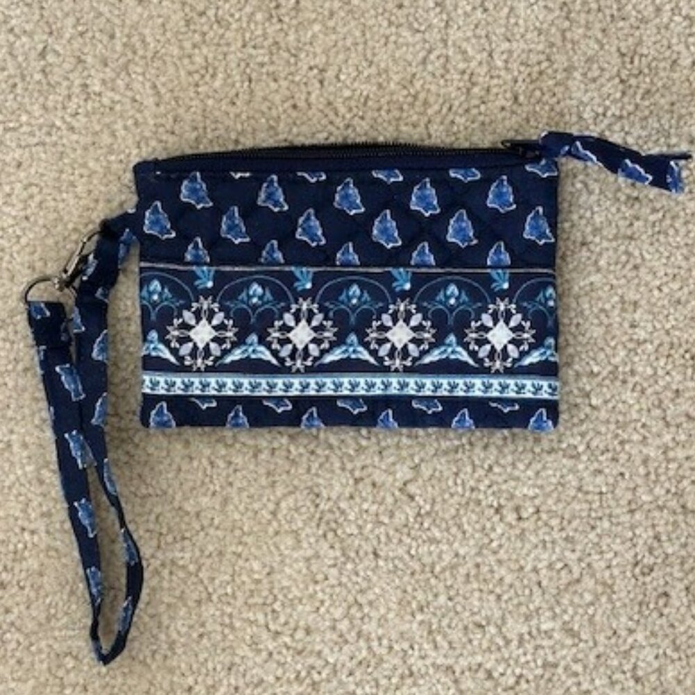 NEVER USED Zippered Wristlet - Blue Bandana Pattern